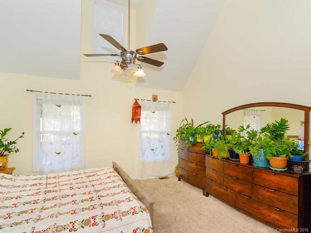 17 Grove Garden Avenue - Photo 11