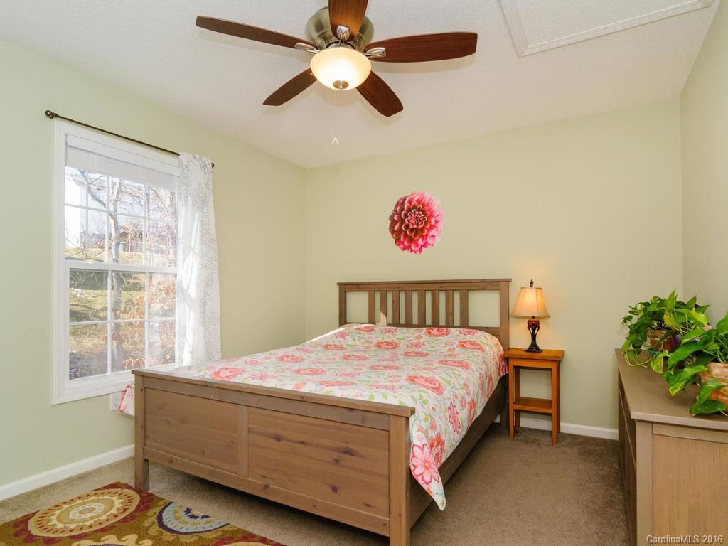 17 Grove Garden Avenue - Photo 13