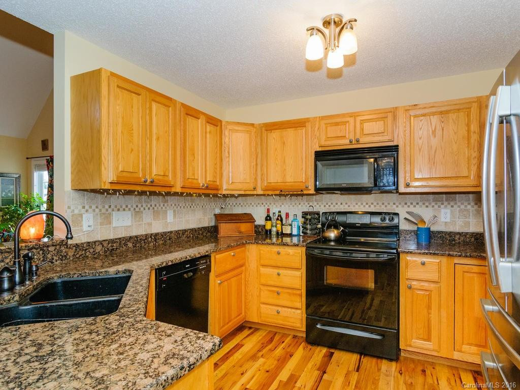 17 Grove Garden Avenue - Photo 7