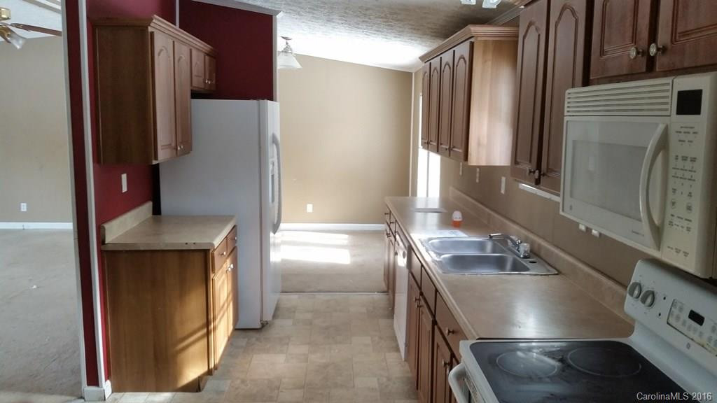 69 F H Justus Road - Photo 2