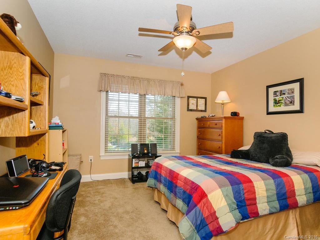 61 Ledgestone Drive - Photo 14