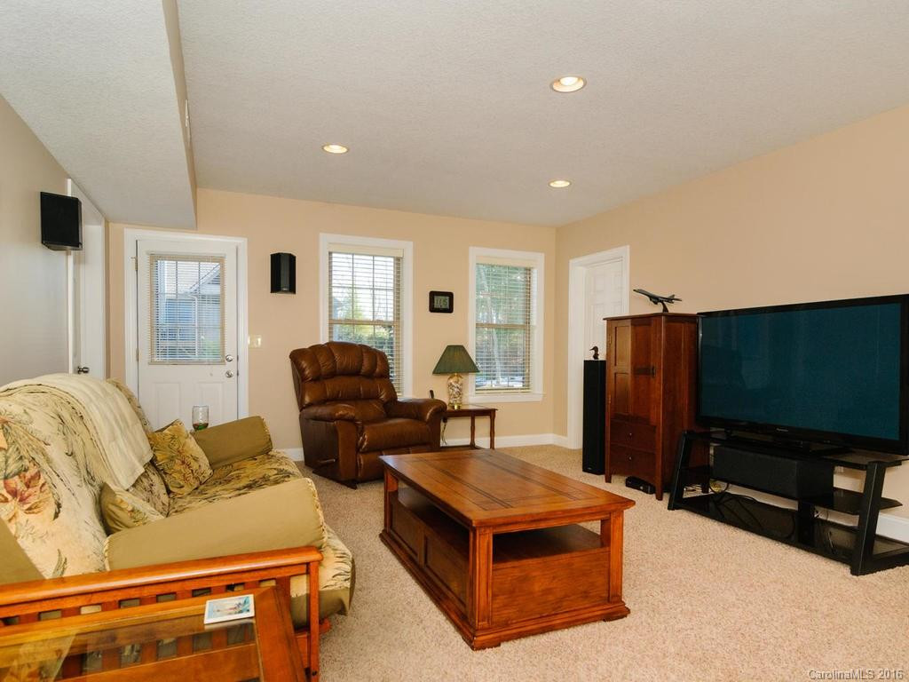 61 Ledgestone Drive - Photo 16