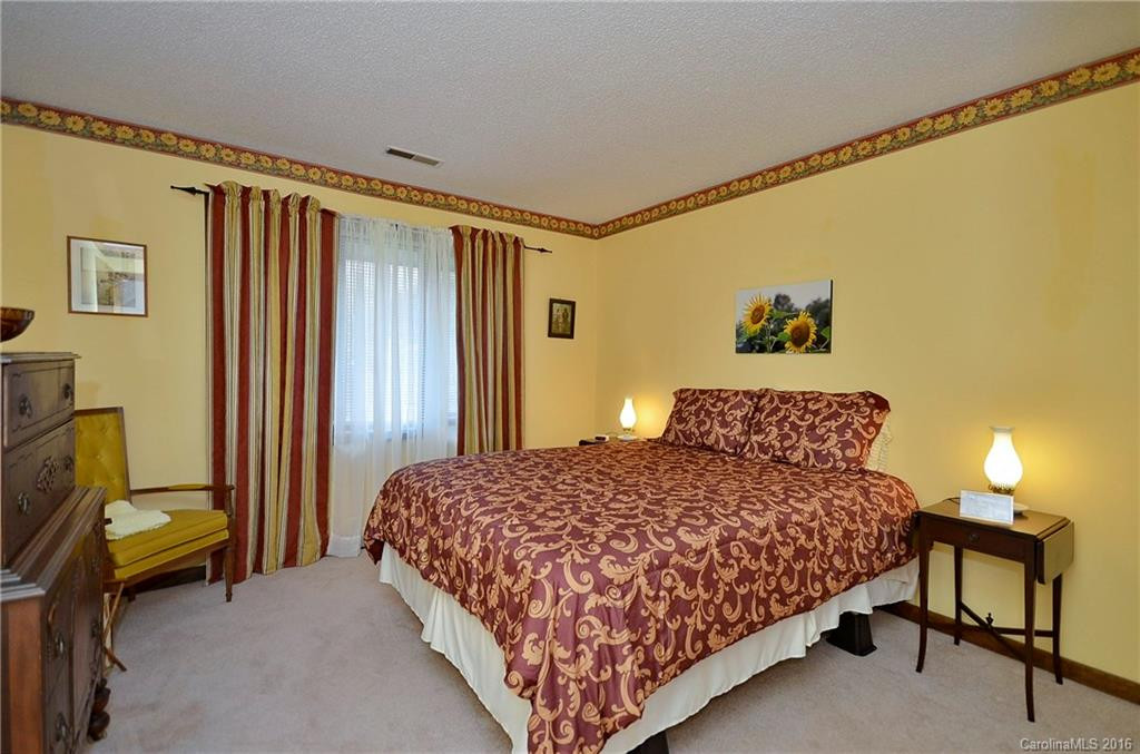 50 Greenwood Forest Drive #28 - Photo 15