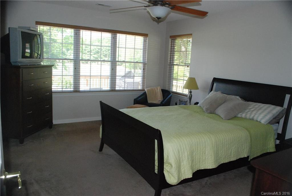 267 Highland Golf Drive - Photo 11