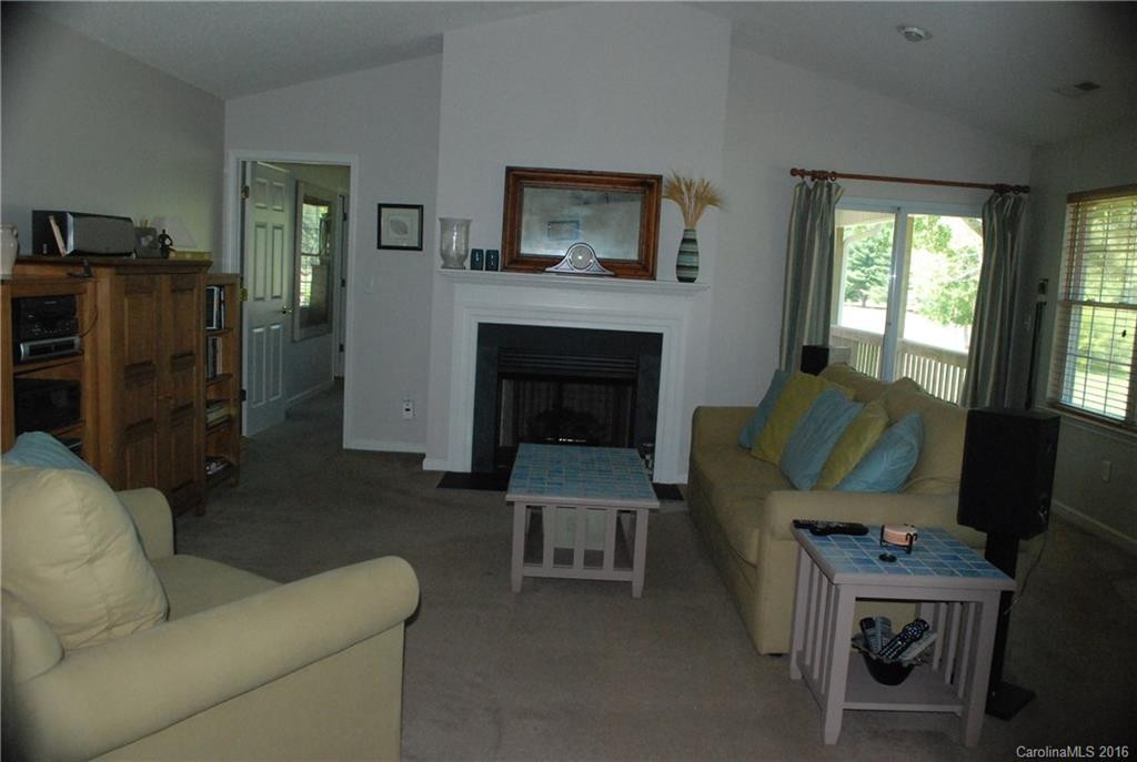 267 Highland Golf Drive - Photo 7