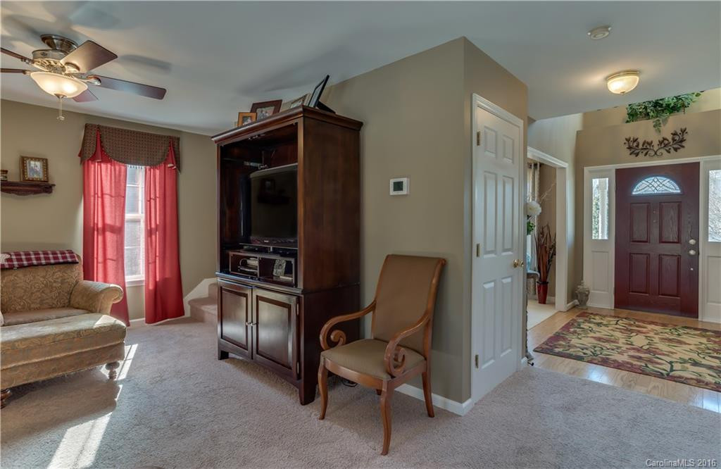 110 Bechtler Court - Photo 12