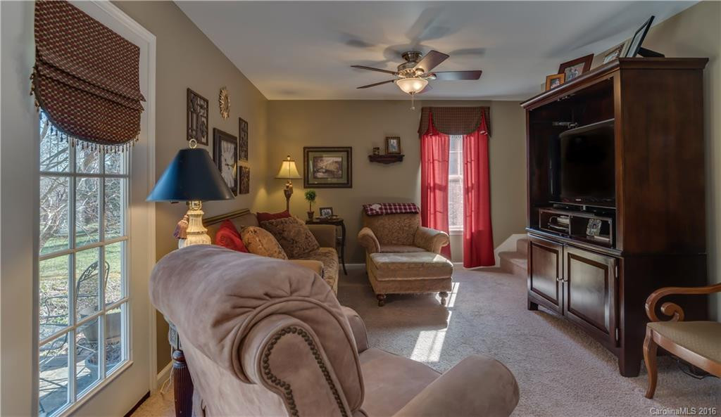 110 Bechtler Court - Photo 13