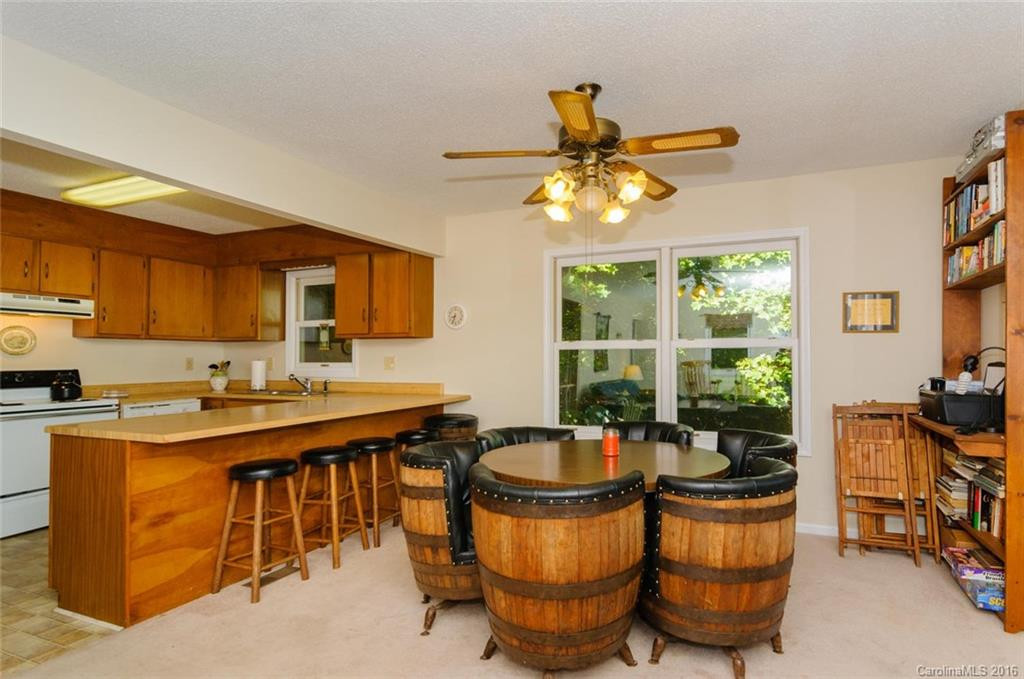 282 Mark Twain Drive - Photo 5