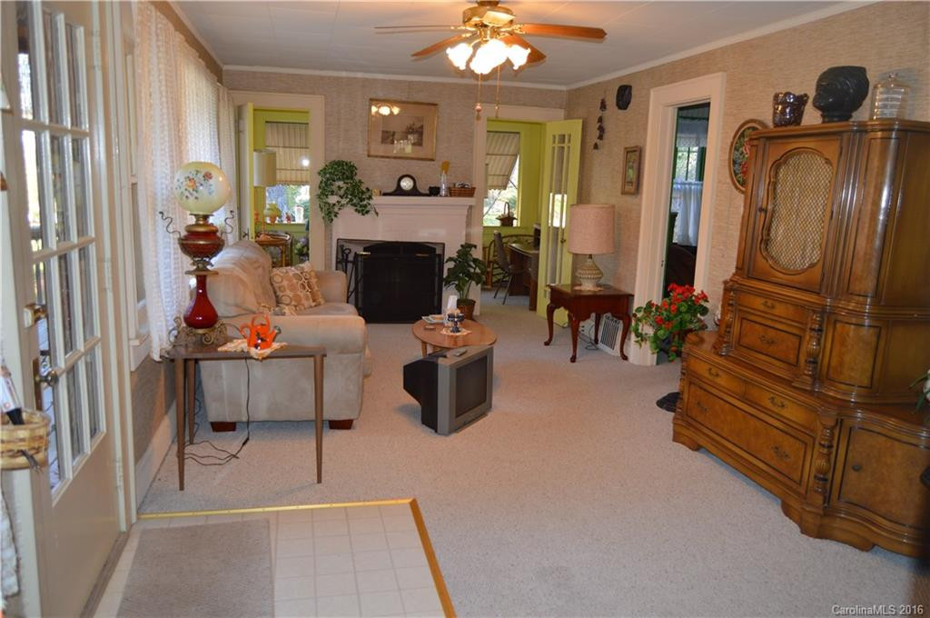 110 Kentucky Avenue - Photo 3