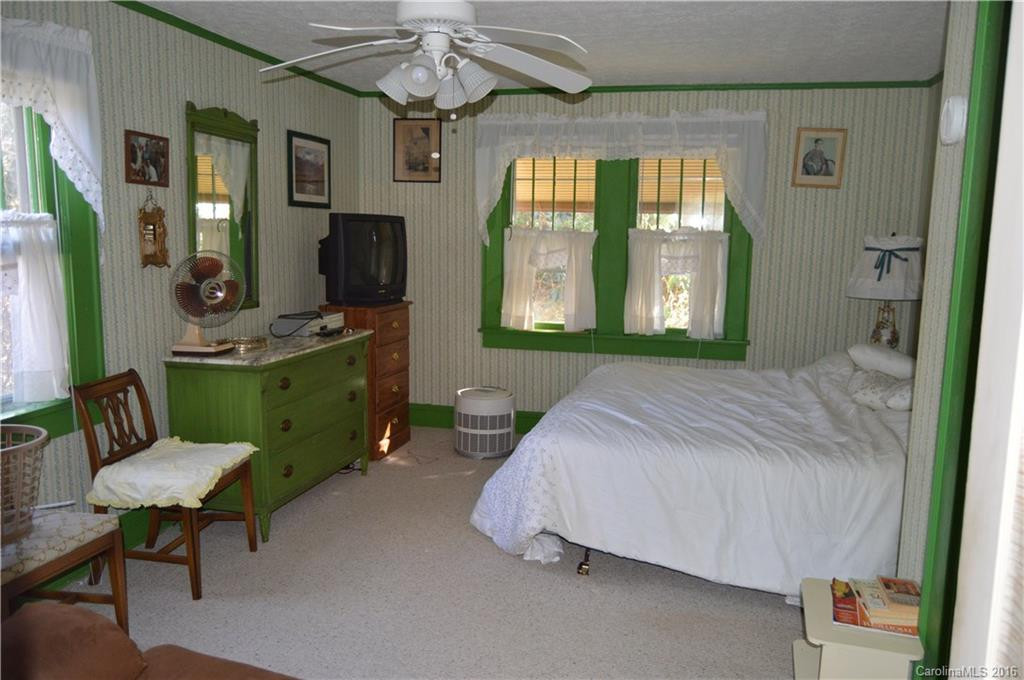110 Kentucky Avenue - Photo 4