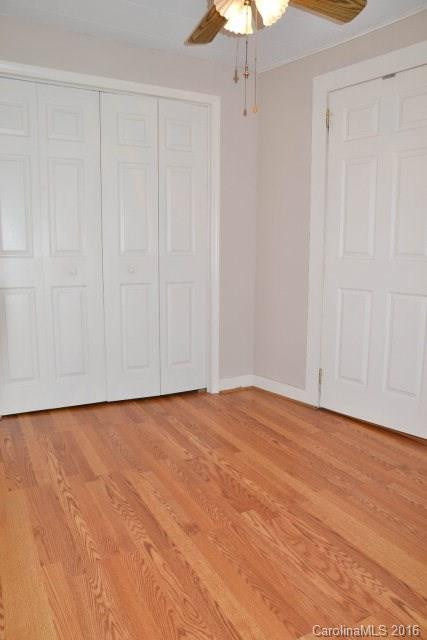 585 Hoyles Orchard Road - Photo 3