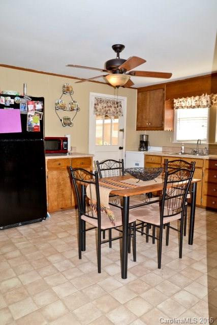 585 Hoyles Orchard Road - Photo 7