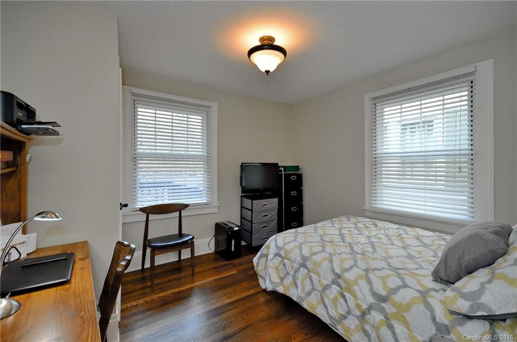 25 Sycamore Street - Photo 12