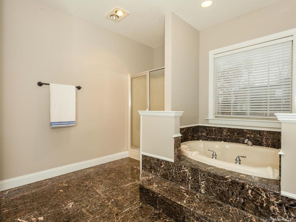 24 Helen Holcombe Way - Photo 11