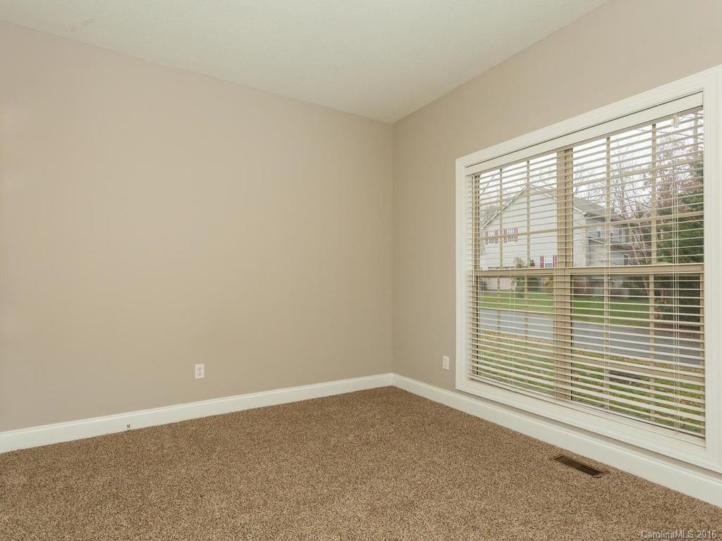 24 Helen Holcombe Way - Photo 13