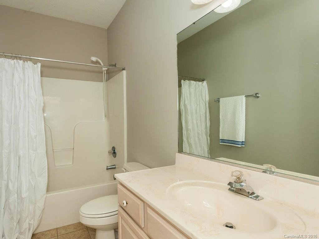 24 Helen Holcombe Way - Photo 15