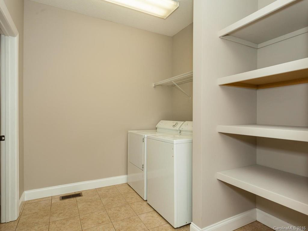 24 Helen Holcombe Way - Photo 17
