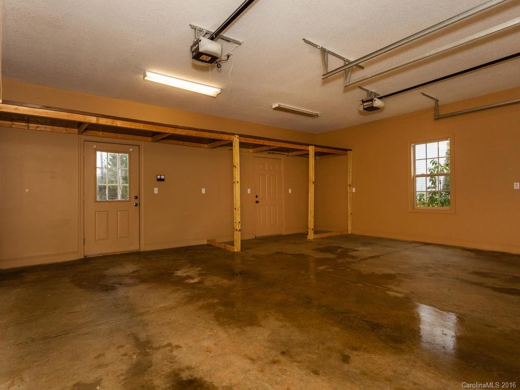 24 Helen Holcombe Way - Photo 18