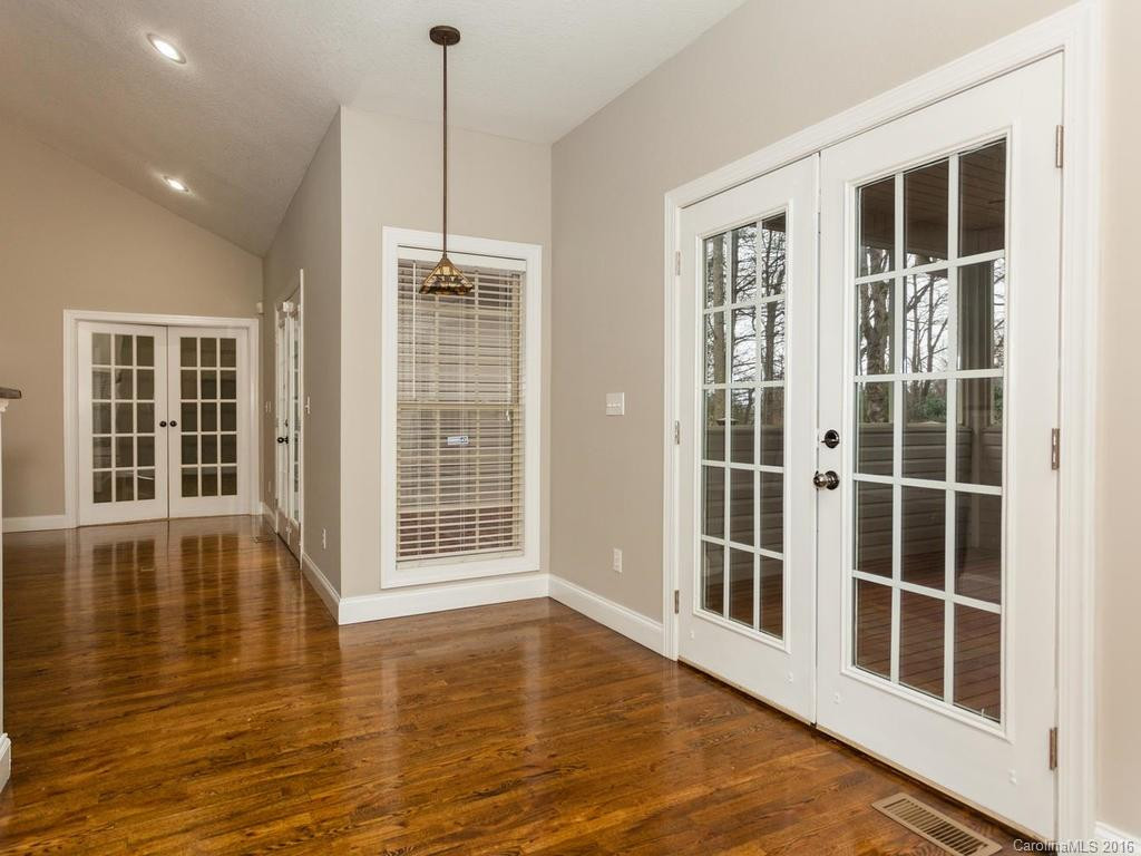 24 Helen Holcombe Way - Photo 6