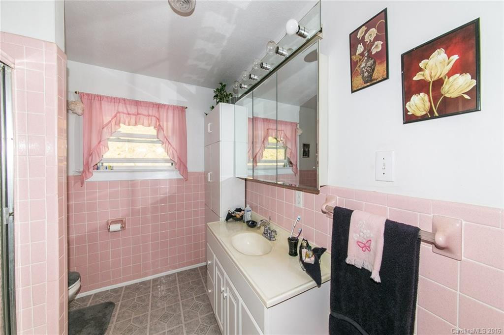 338 Grant Mountain Road - Photo 12
