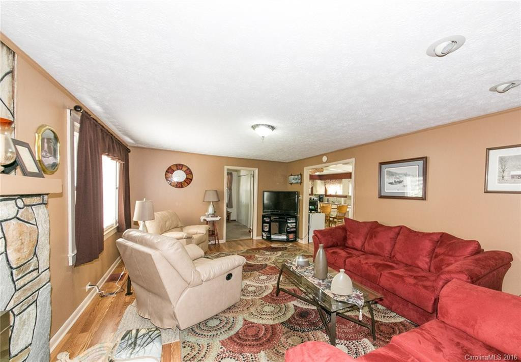 338 Grant Mountain Road - Photo 5