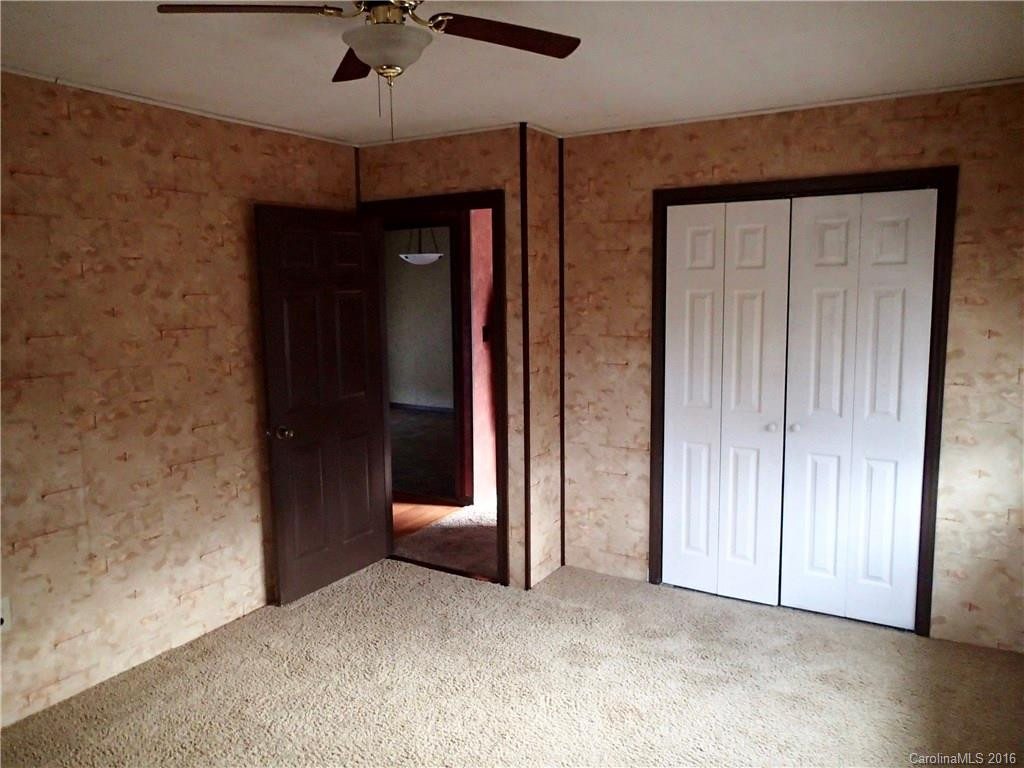 127 Craig Road - Photo 2