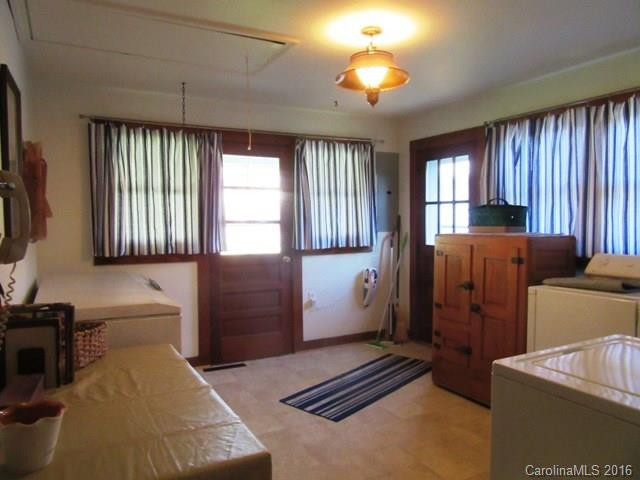 837 Kanuga Road - Photo 13