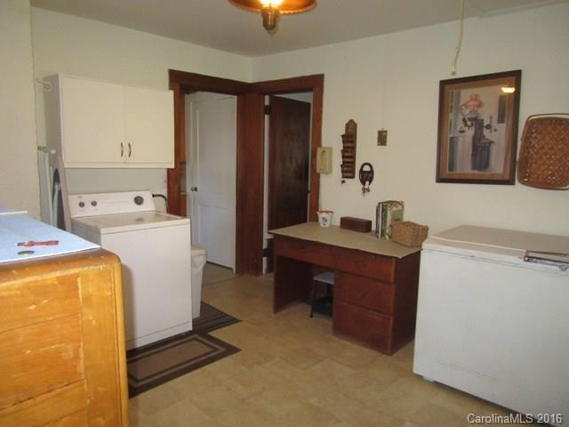 837 Kanuga Road - Photo 14