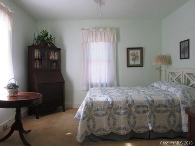 837 Kanuga Road - Photo 9