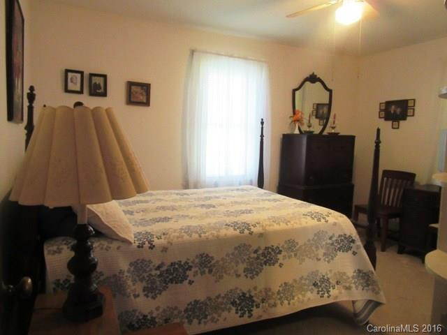 837 Kanuga Road - Photo 10