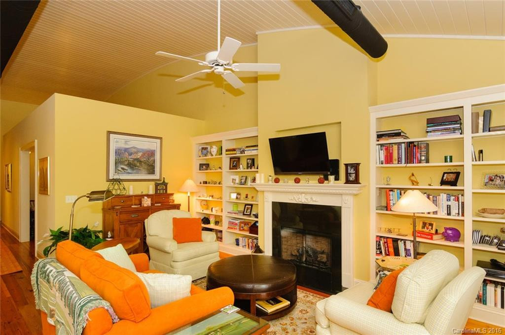 2688 Greenville Highway #F - Photo 3