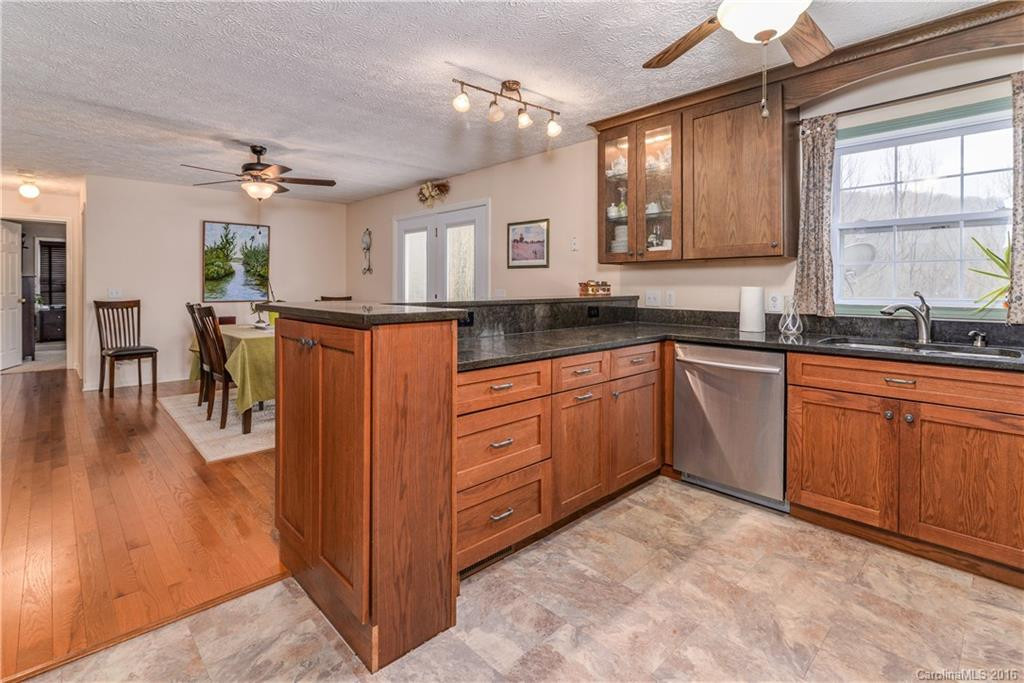 16 Lindon Cove Road - Photo 13