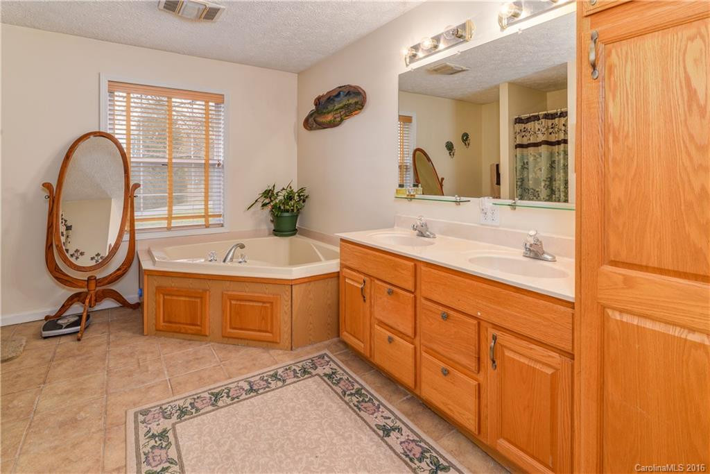 16 Lindon Cove Road - Photo 15