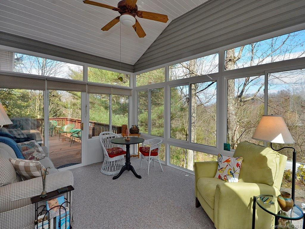 251 Park Lane - Photo 4
