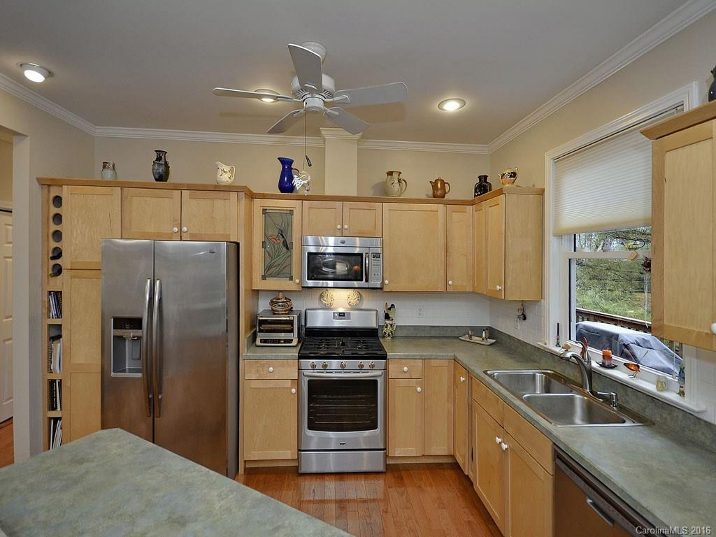 251 Park Lane - Photo 9