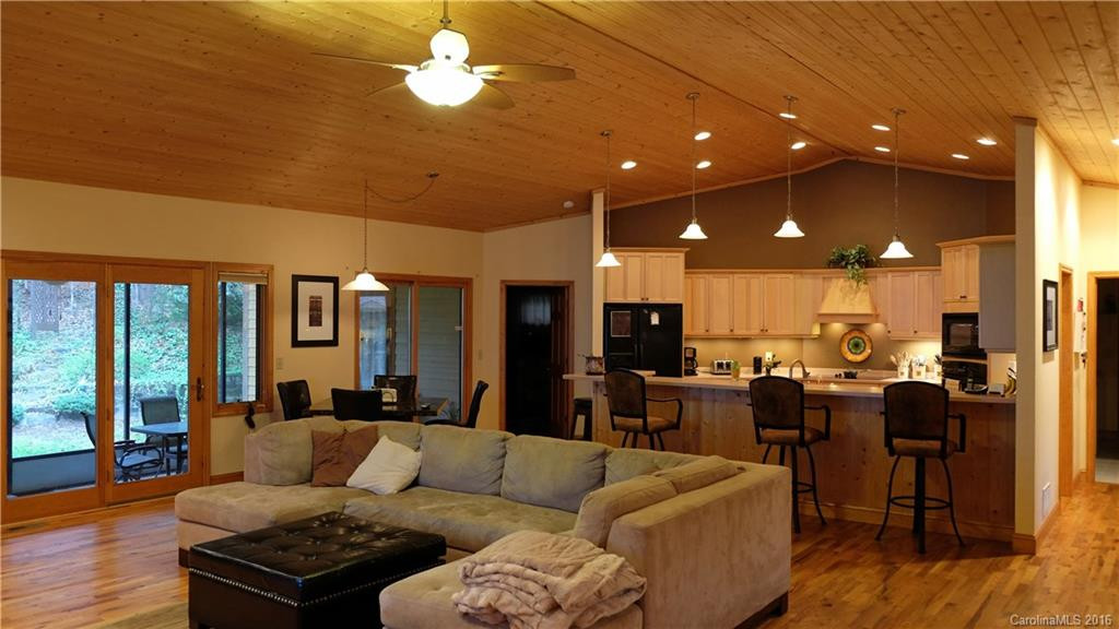 14 Applecross Road - Photo 4