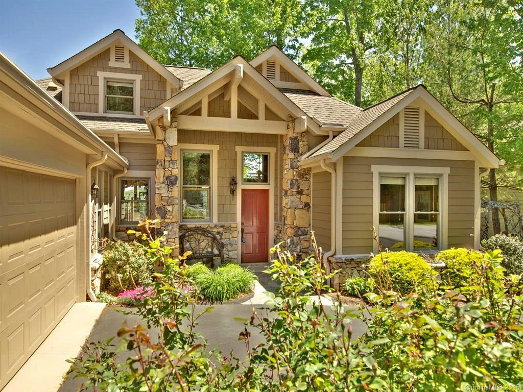 14 Spring Ridge Lane