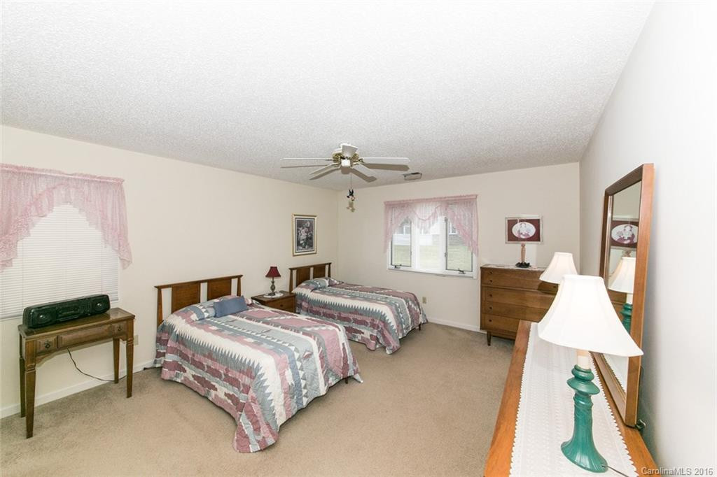 305 Dellford Court #Lot 29 - Photo 15