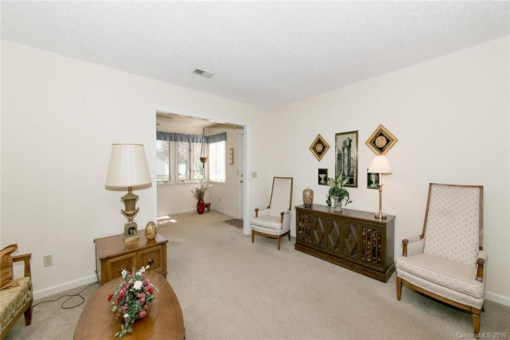 305 Dellford Court #Lot 29 - Photo 7