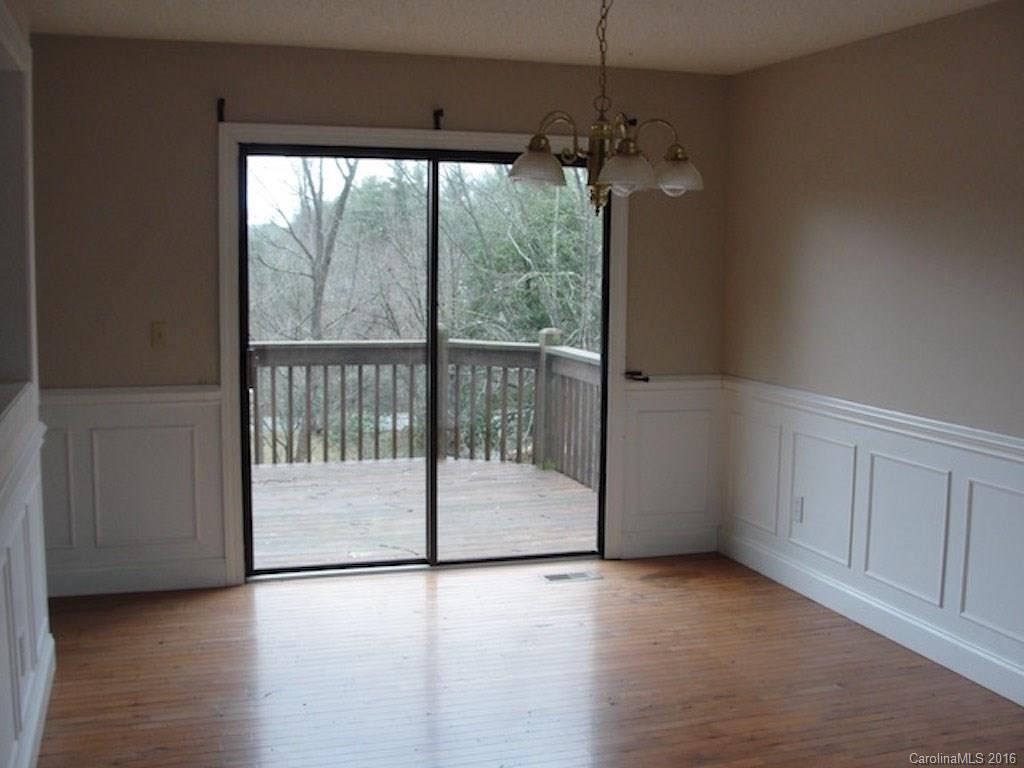 151 Woodcrest Lane - Photo 3