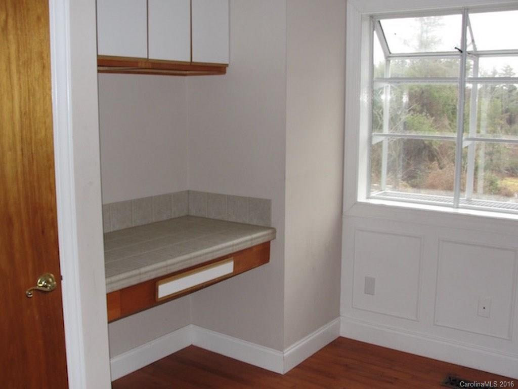 151 Woodcrest Lane - Photo 5