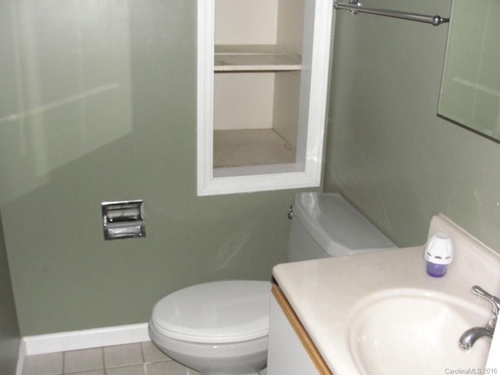 151 Woodcrest Lane - Photo 8
