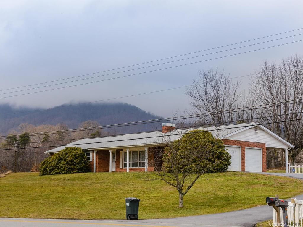 2379 Smoky Park Highway