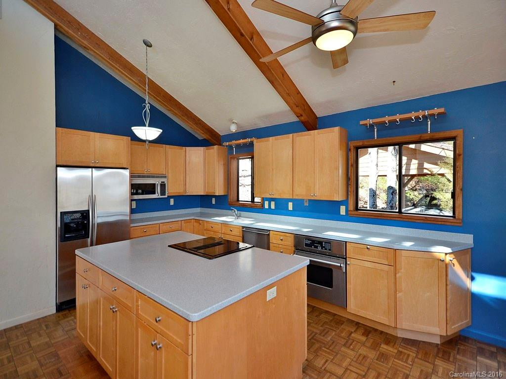 256 Indian Bluff Trail - Photo 7