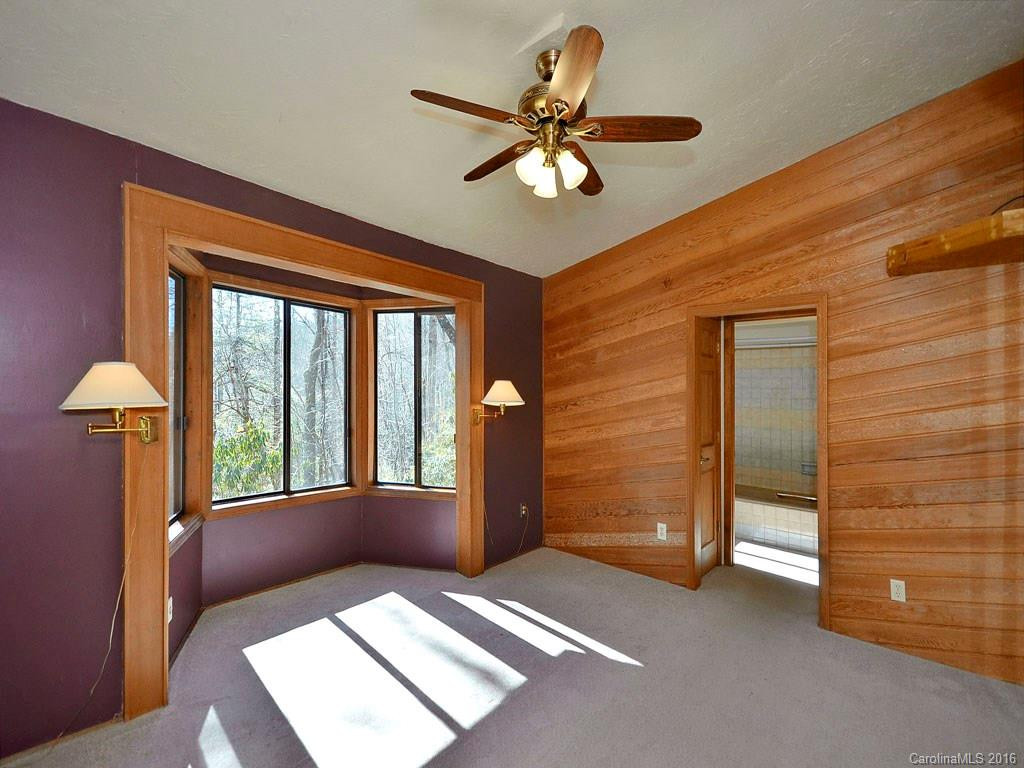 256 Indian Bluff Trail - Photo 10
