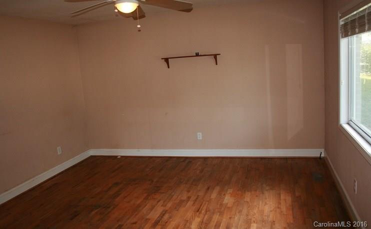 117 Pine Street - Photo 2