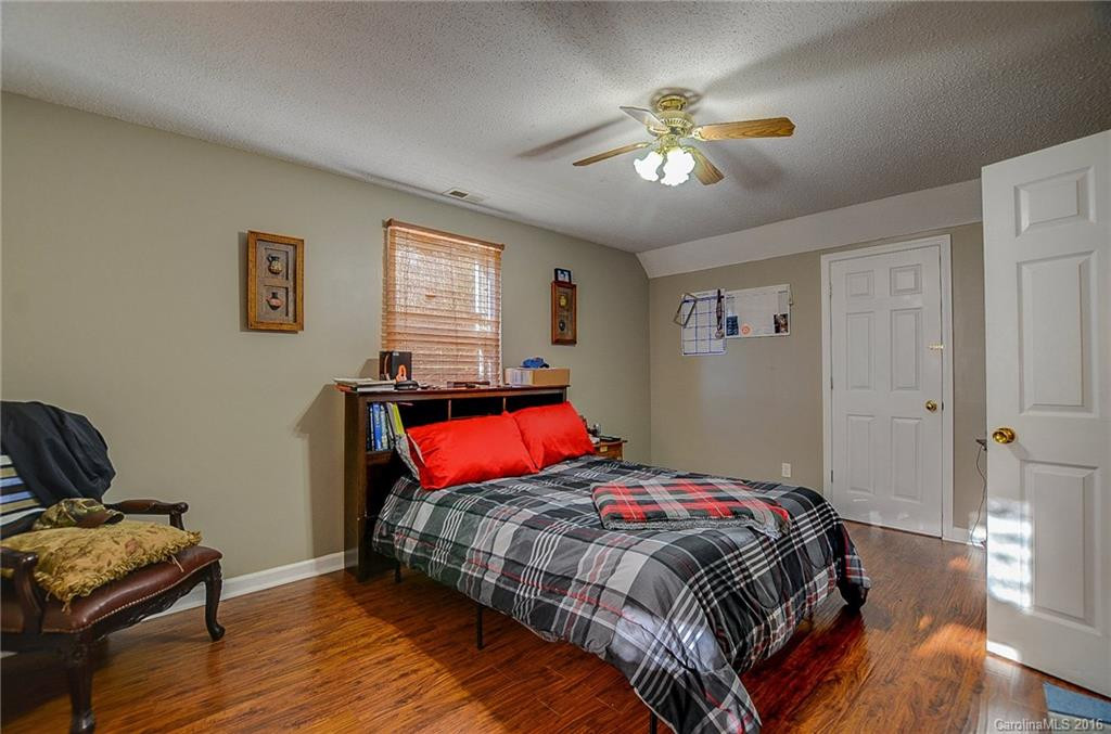 345 Terrys Gap Road - Photo 19
