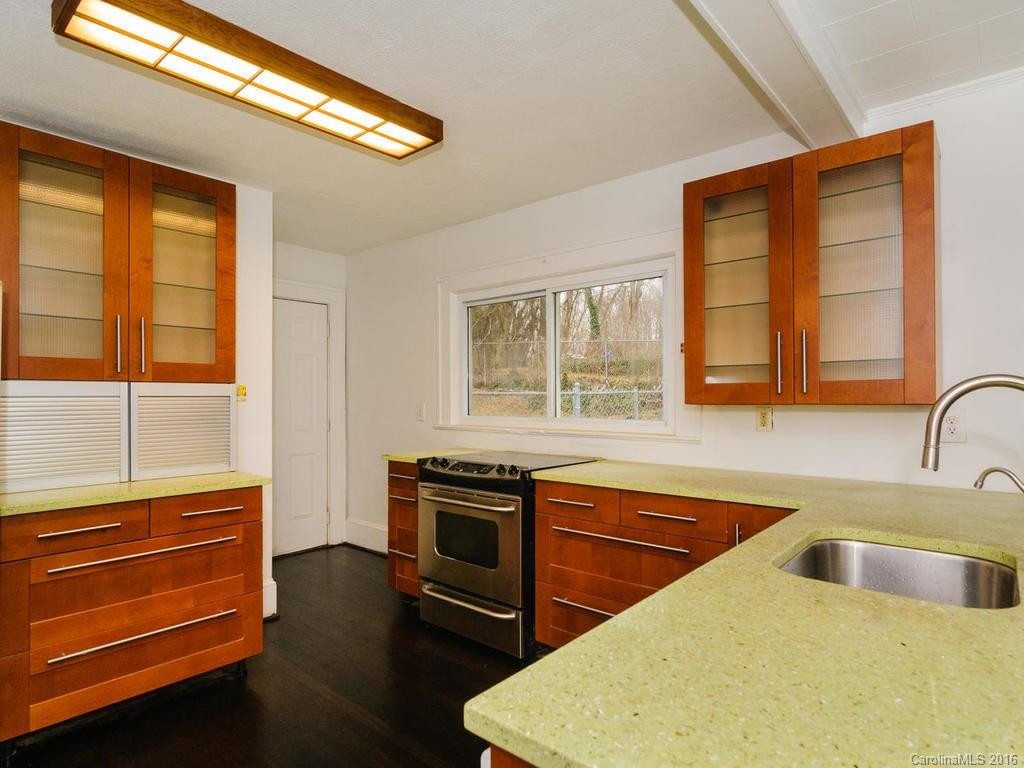 74 Brownwood Avenue - Photo 10