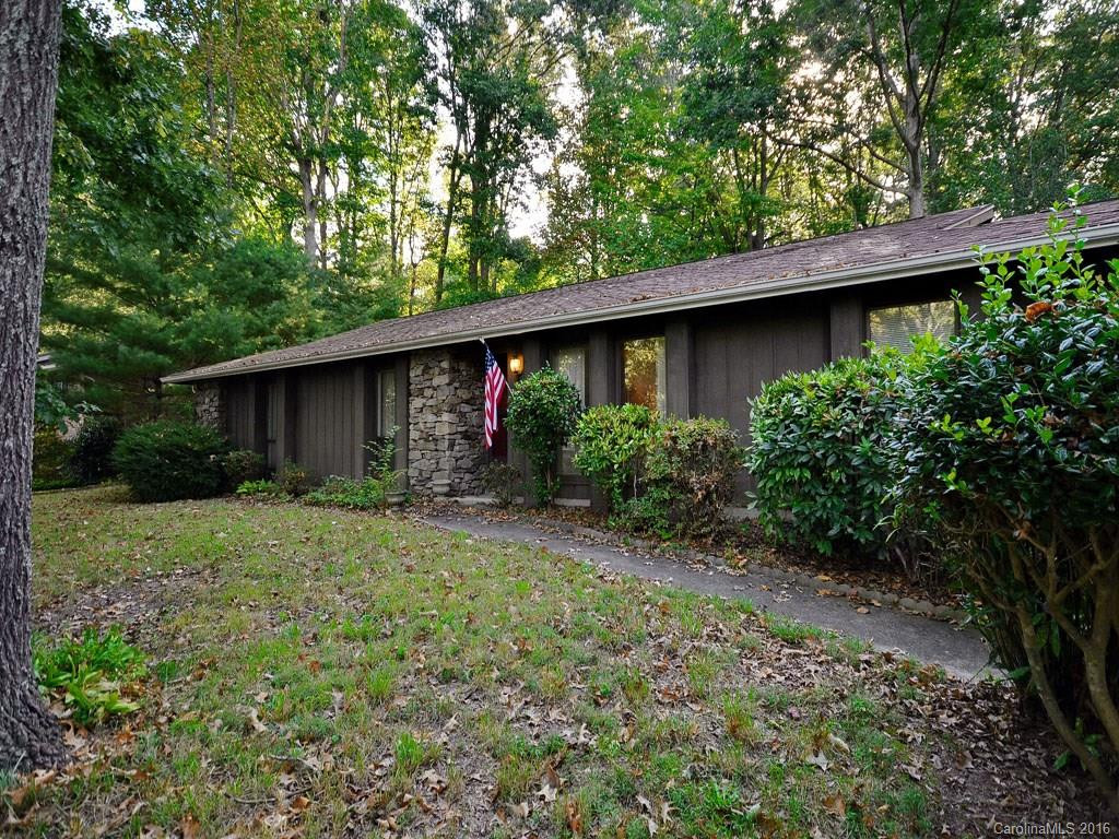 213 Dundeve Circle - Photo 2