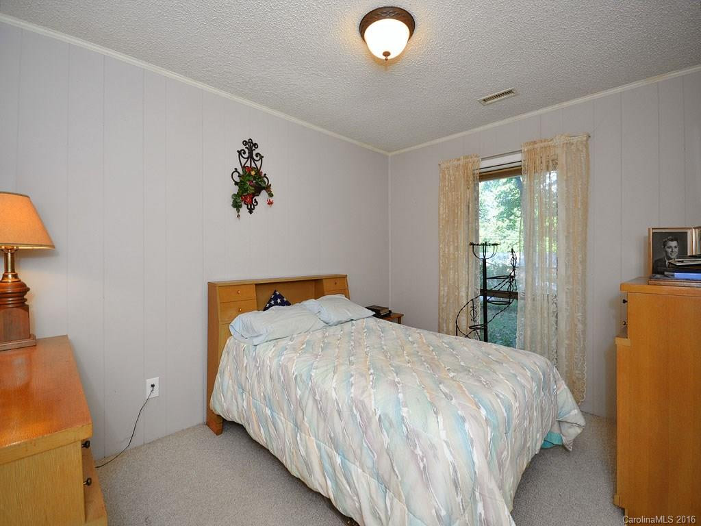 213 Dundeve Circle - Photo 13
